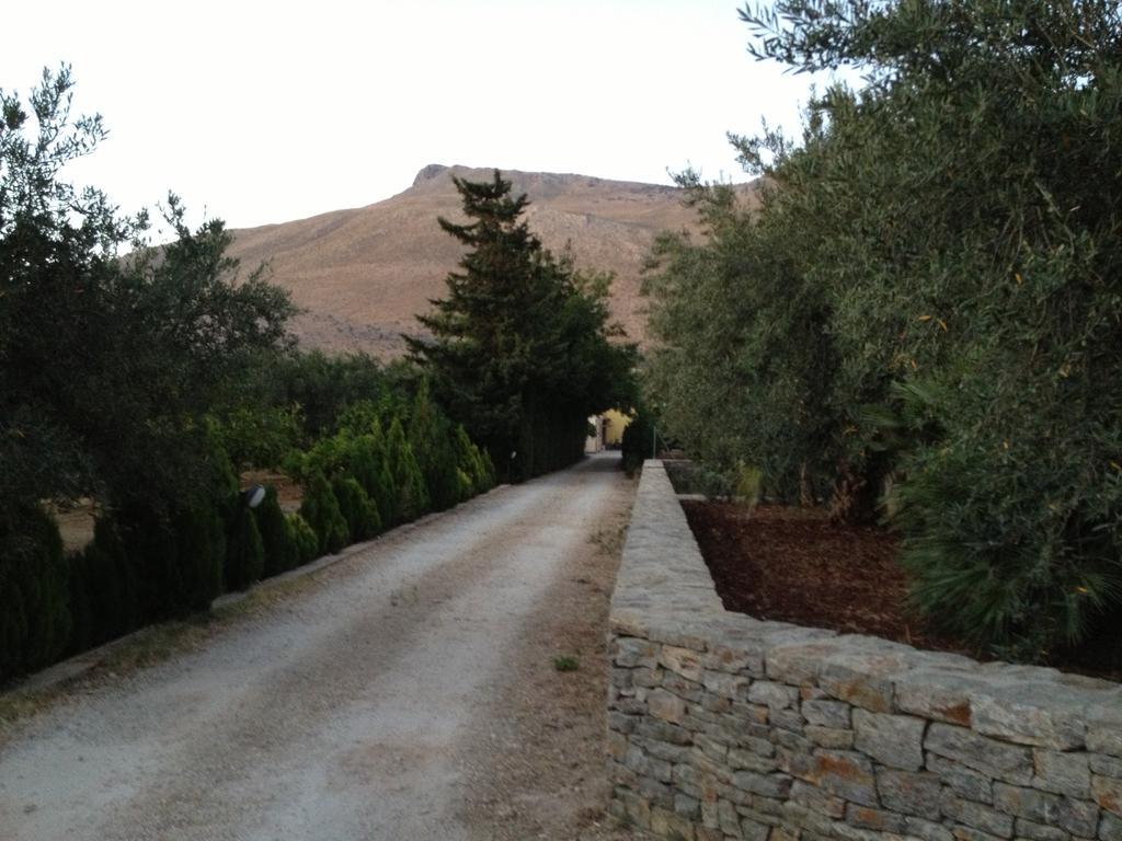 Вилла La Giara San Vito Lo Capo Кастеллуццо Экстерьер фото